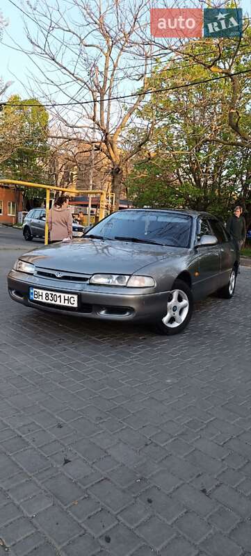 Mazda 626 (1992)