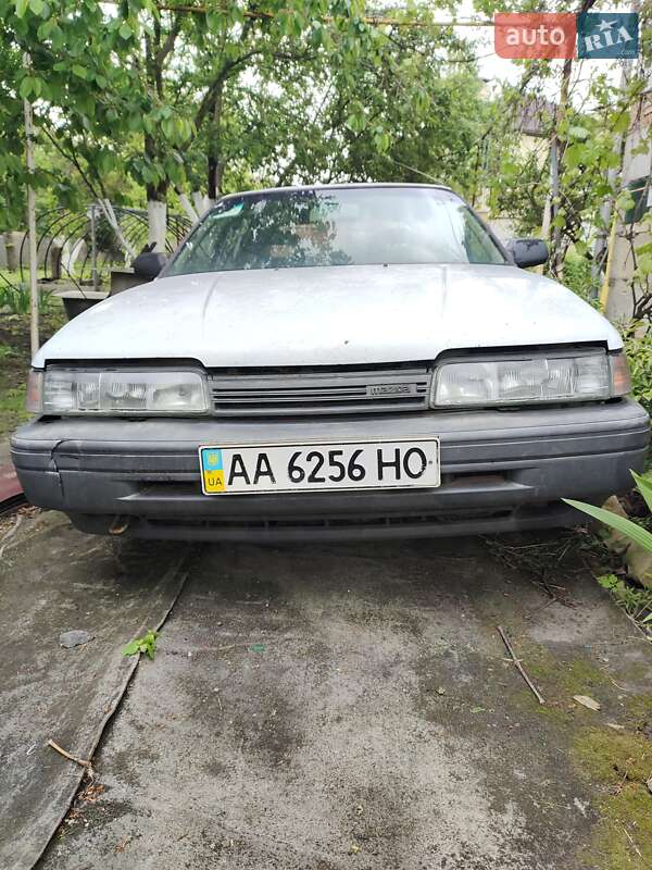 Mazda 626 (1987)