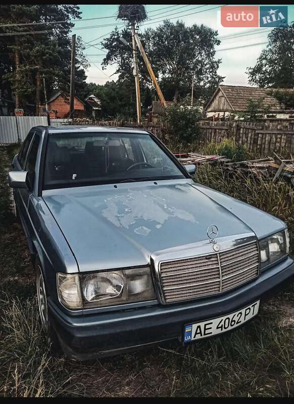 Mercedes-benz 190 (1990)