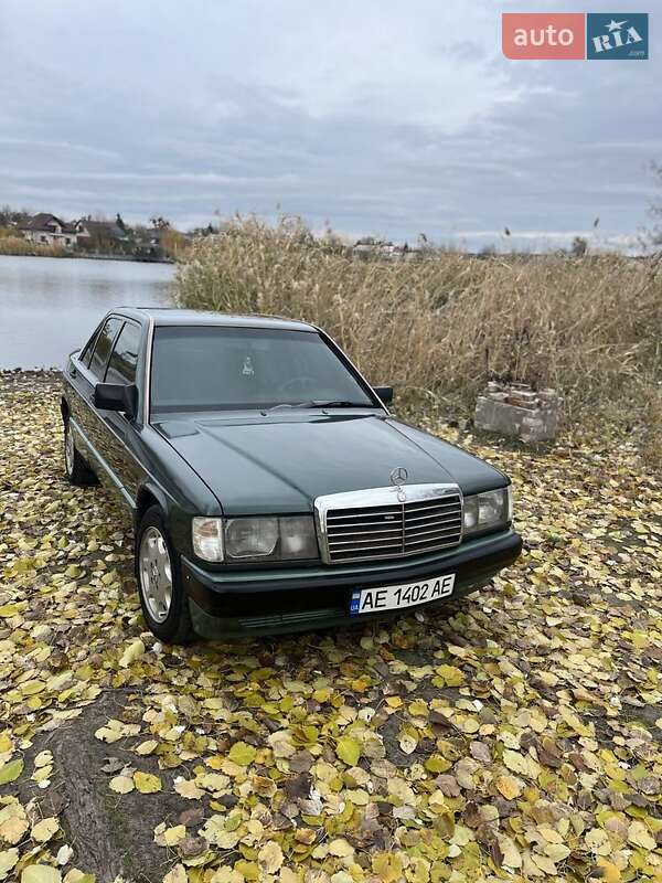 Mercedes-benz 190 (1991)