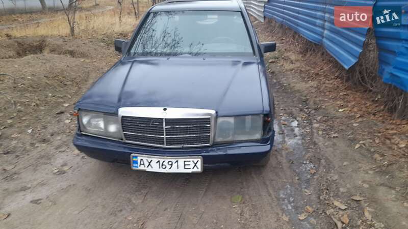 Mercedes-benz 190 (1988)