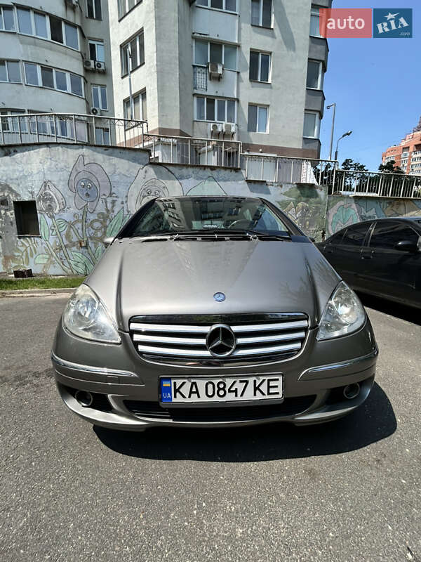 Mercedes-benz A-class (2005)