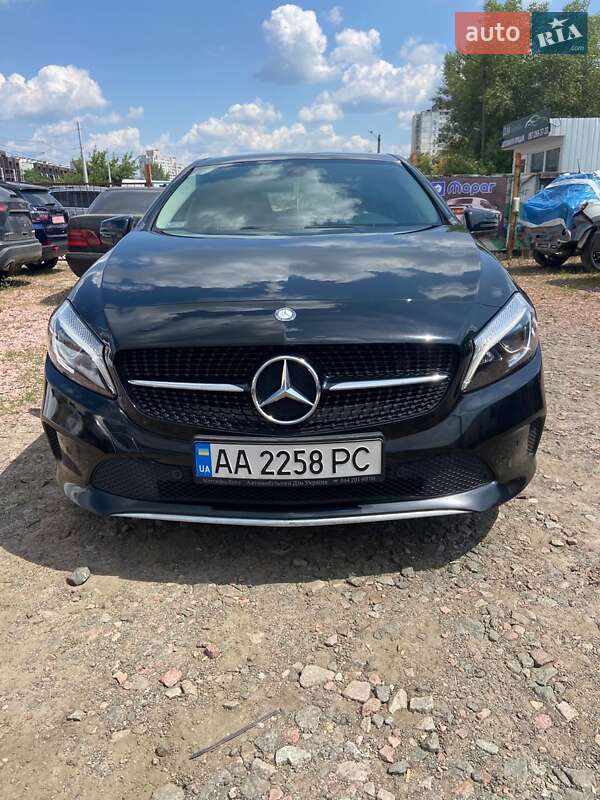 Mercedes-benz A-class (2016)