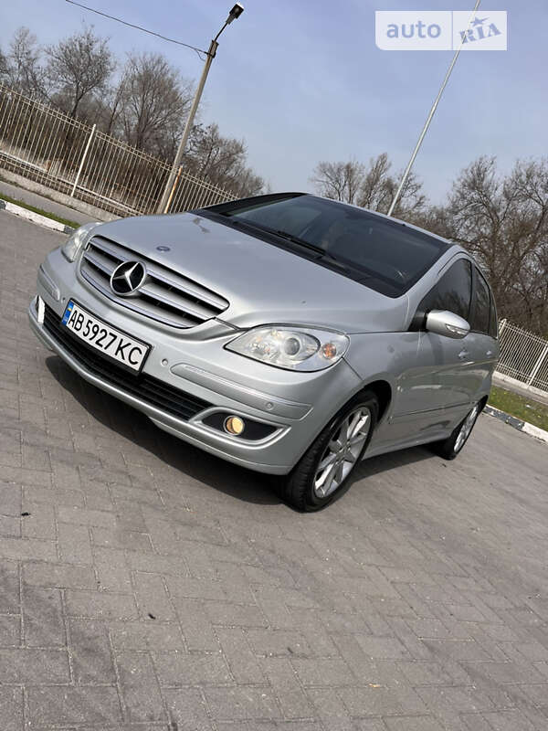 Mercedes-benz B 200 (2005)