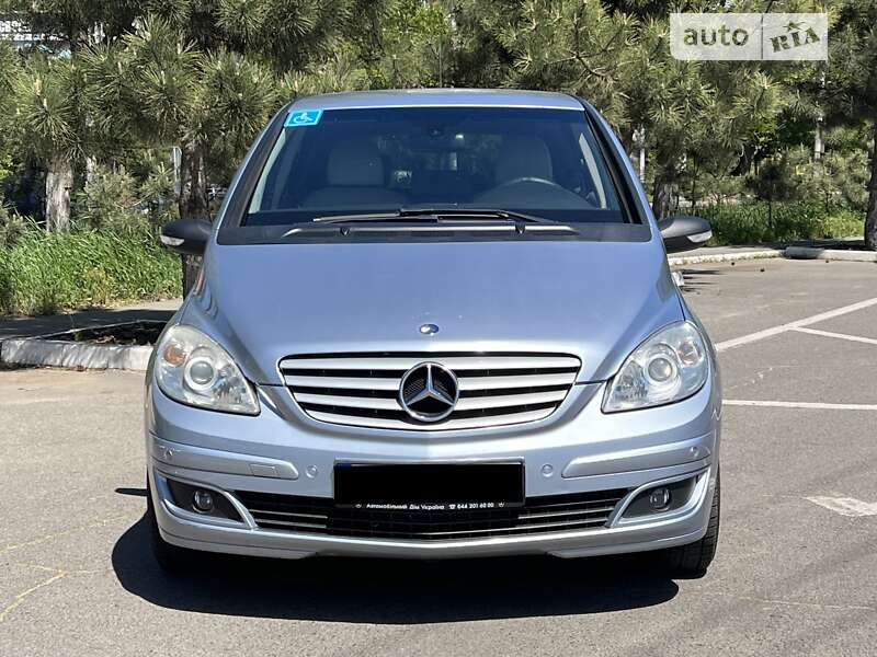 Mercedes-benz B 150 (2006)
