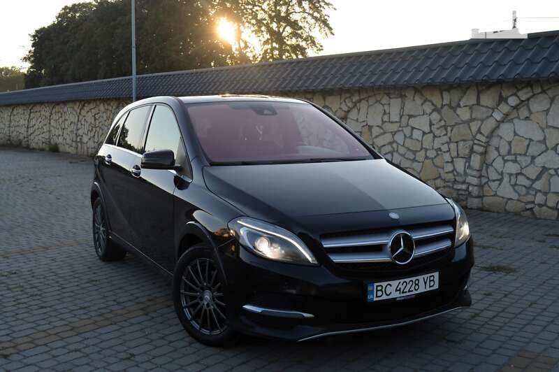 Mercedes-benz B 250e (2015)