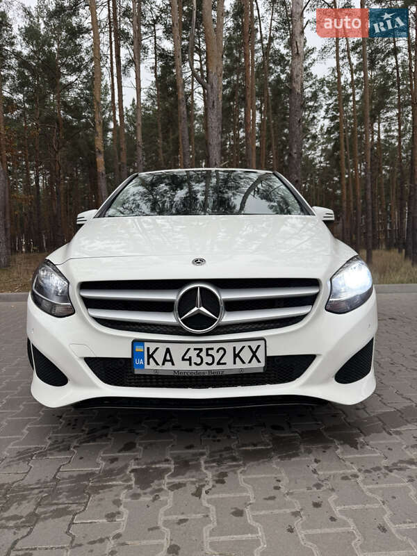 Mercedes-benz B 220 (2018)