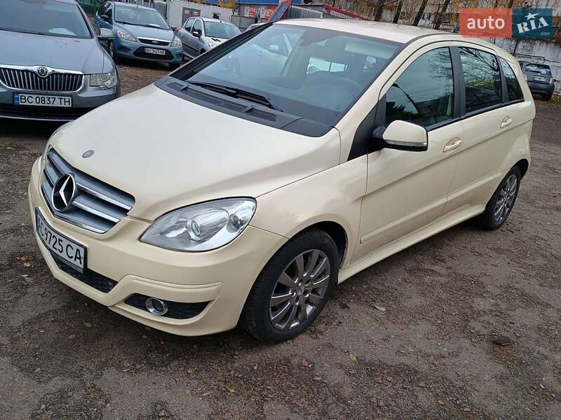 Mercedes-benz B180 cdi (2011)