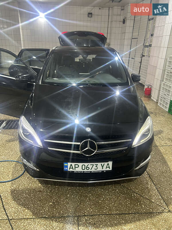 Mercedes-benz B-class (2016)