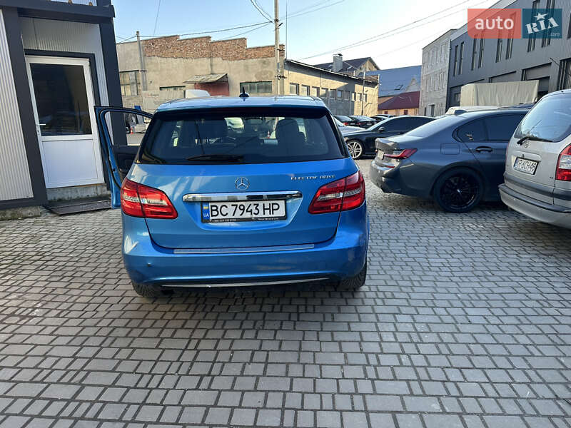 Mercedes-benz B-class (2014)