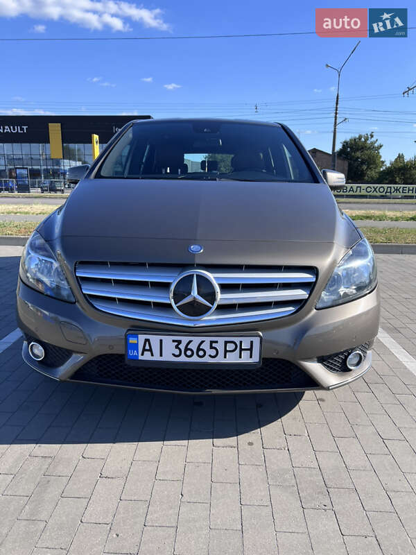 Mercedes-benz B-class (2012)