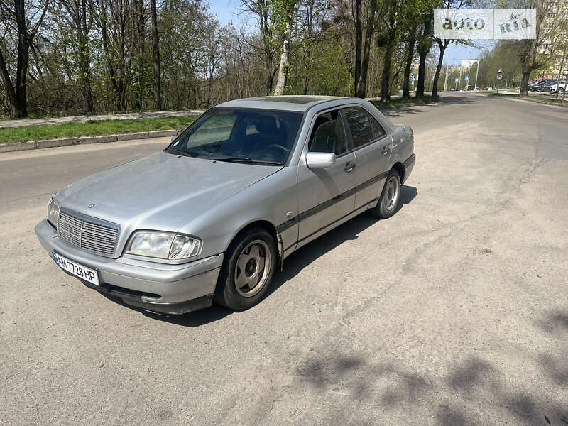 Mercedes-benz 180c (1996)