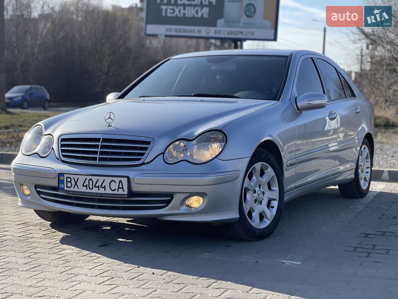 Mercedes-benz C 180 (2005)