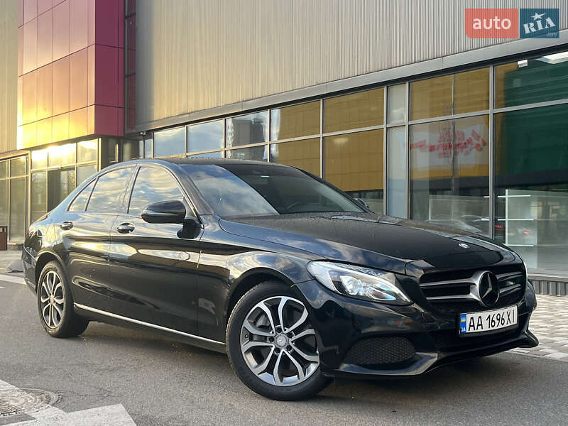 Mercedes-benz C 300 (2016)