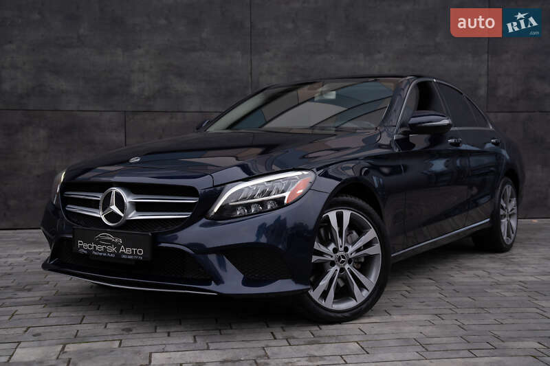 Mercedes-benz C 300 (2018)