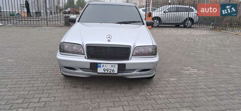 Mercedes-benz C-class (1998)