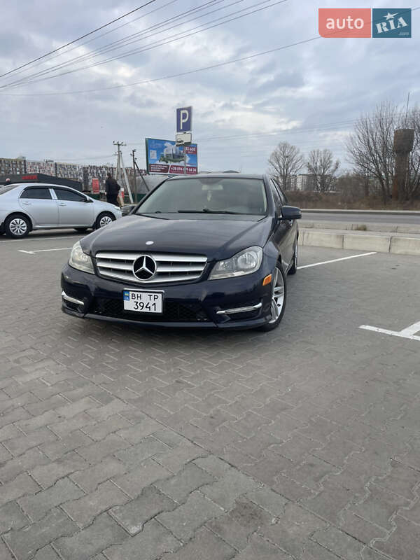 Mercedes-benz C 300 (2011)