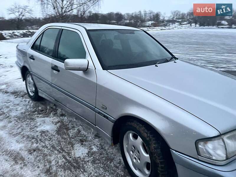 Mercedes-benz C-class (1999)