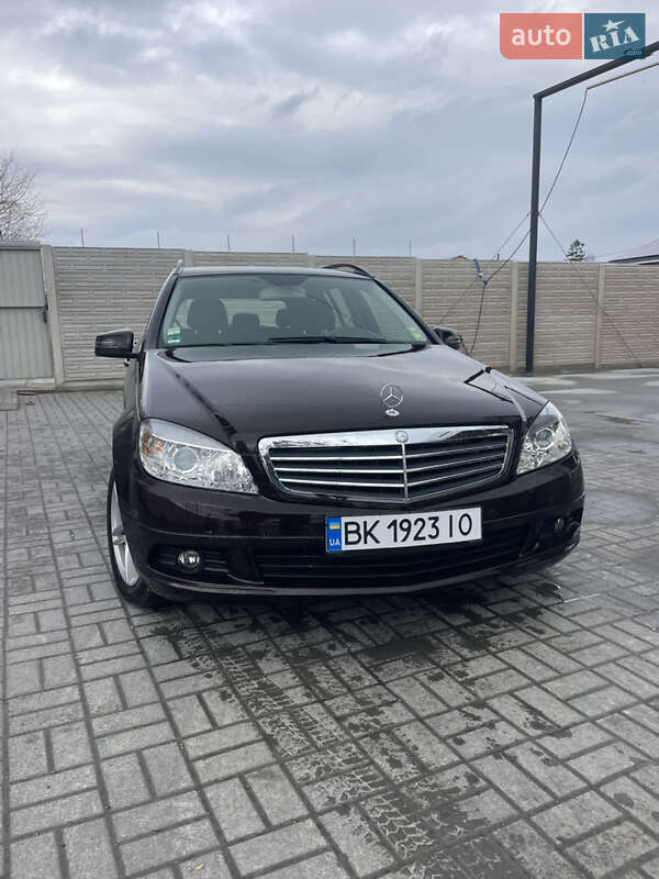 Mercedes-benz C-class (2010)