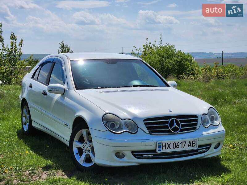 Mercedes-benz C-class (2004)