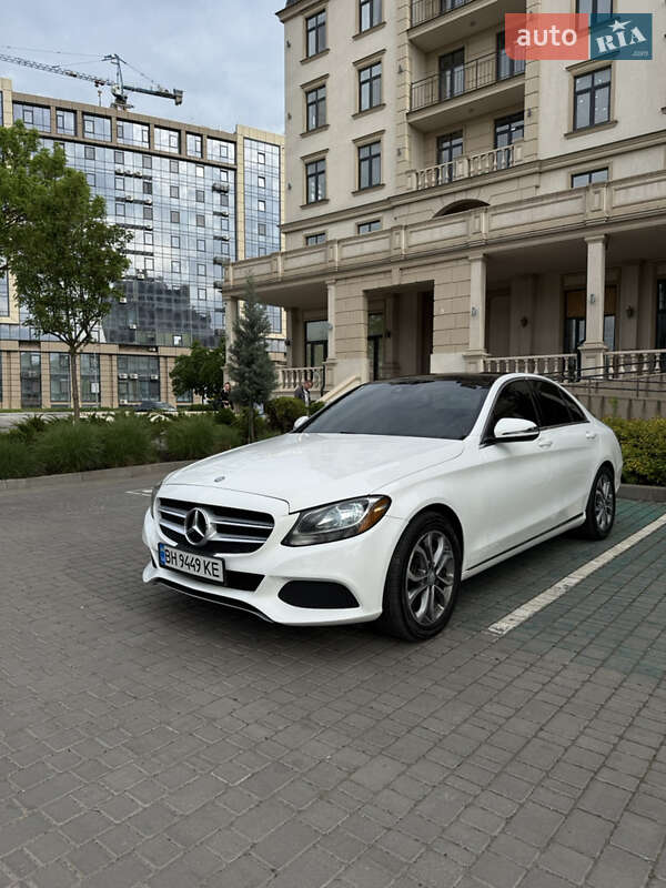 Mercedes-benz C-class (2015)