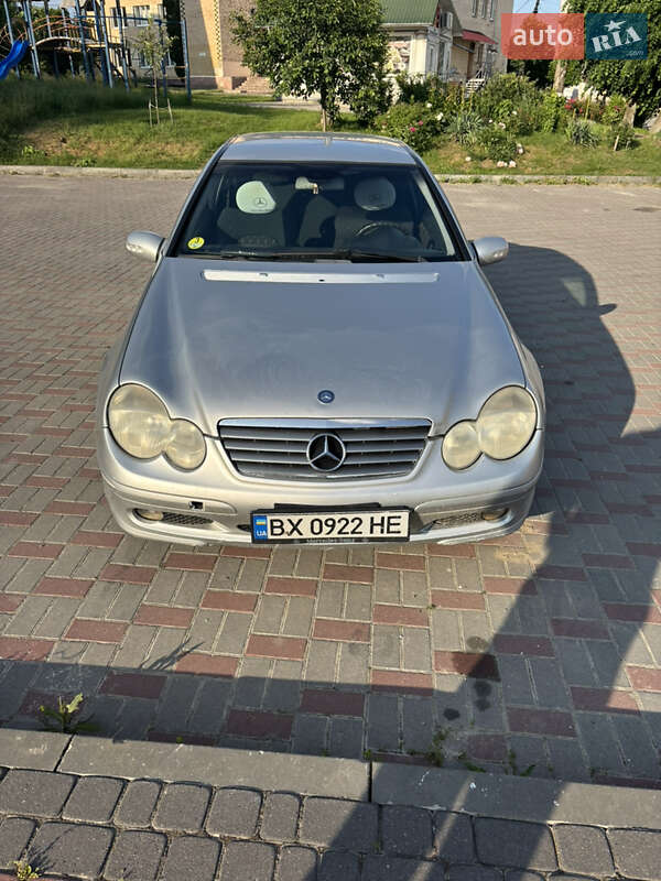 Mercedes-benz C-class (2003)