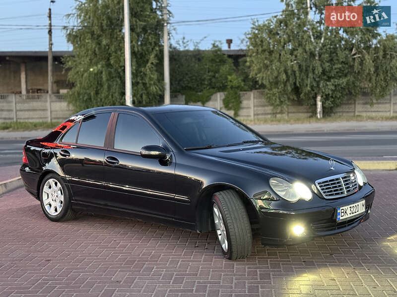 Mercedes-benz C-class (2006)