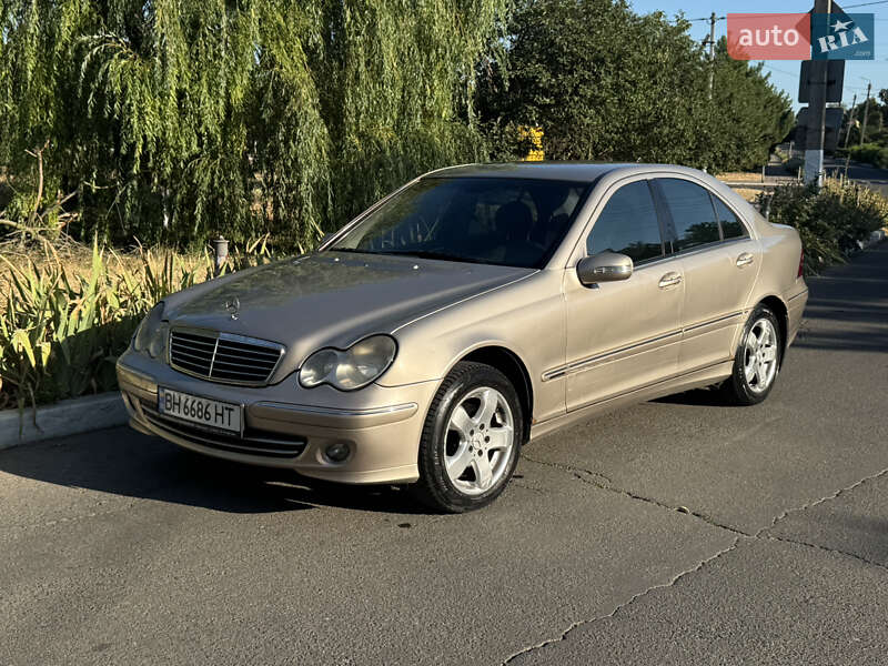 Mercedes-benz C-class (2004)