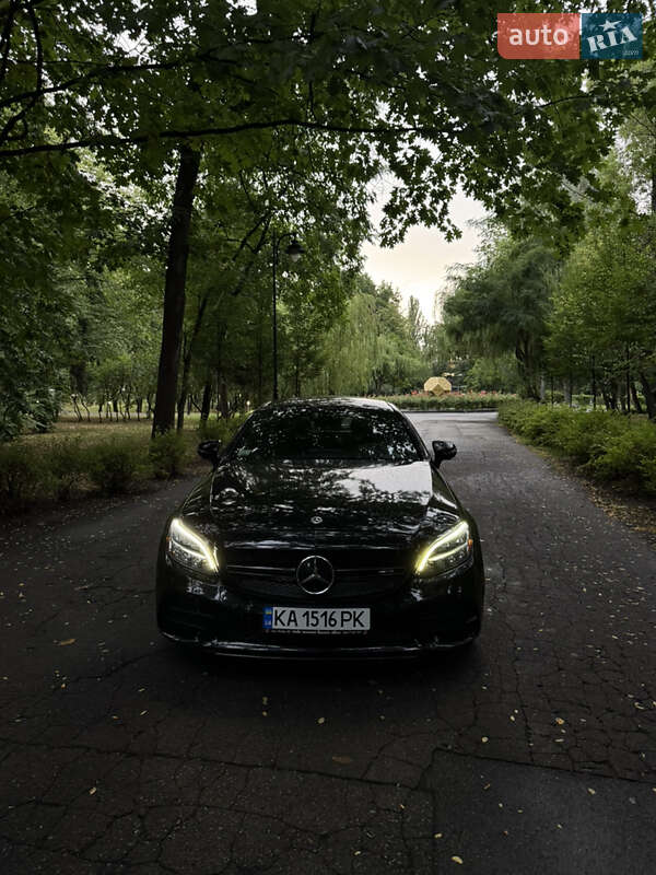 Mercedes-benz C-class (2021)