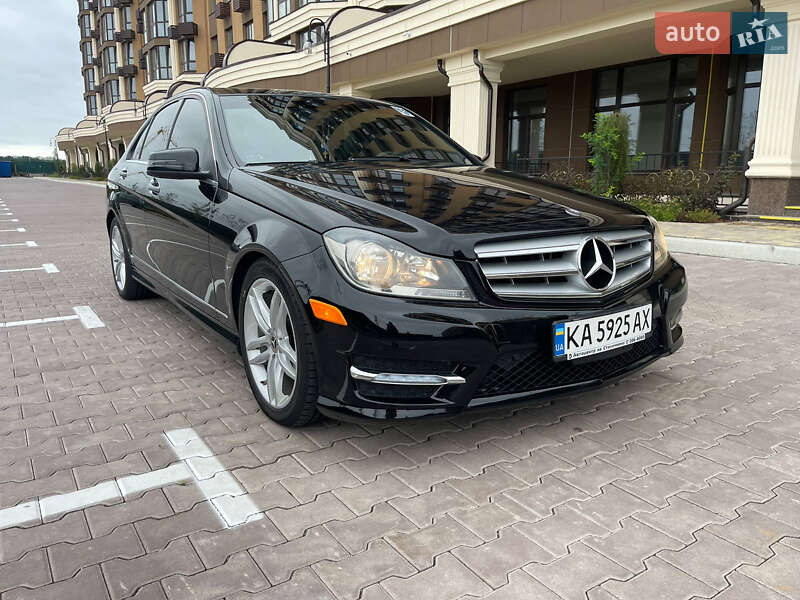 Mercedes-benz C-class (2011)