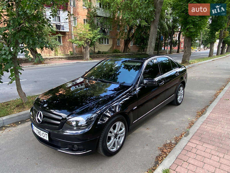 Mercedes-benz C-class (2009)