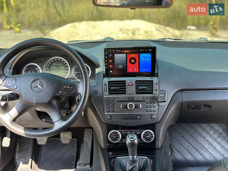 Mercedes-benz C-class (2011)