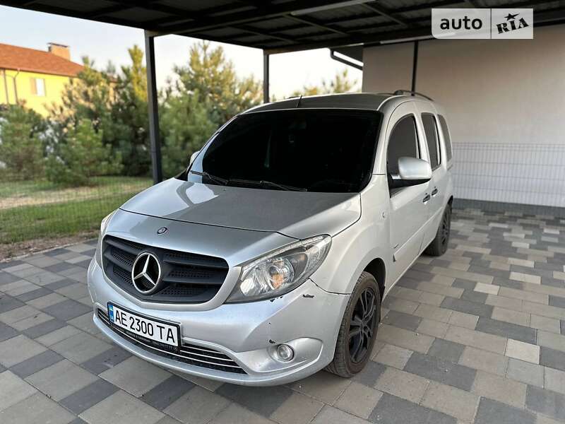 Mercedes-benz Citan (2012)