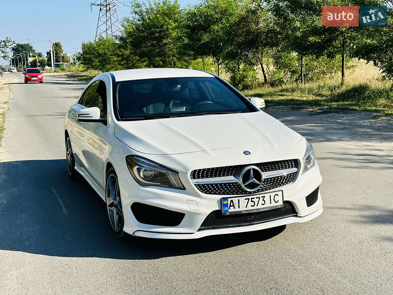 Mercedes-benz Cla 250 (2014)