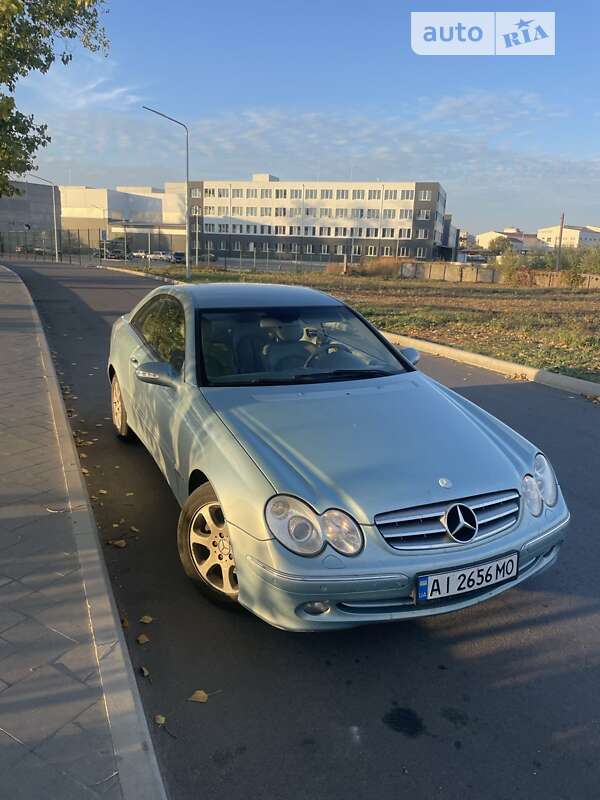 Mercedes-benz Clk-class (2004)