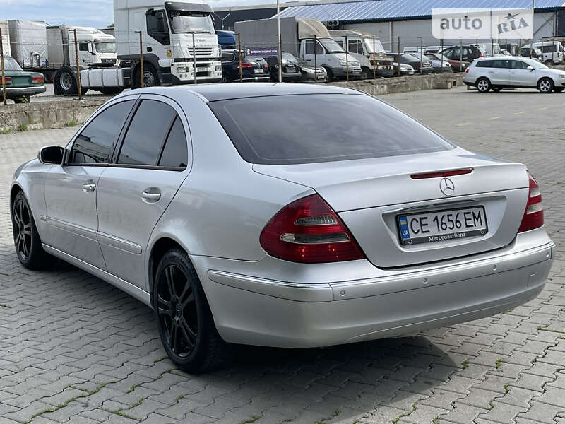 Mercedes-benz E 200 cdi (2002)
