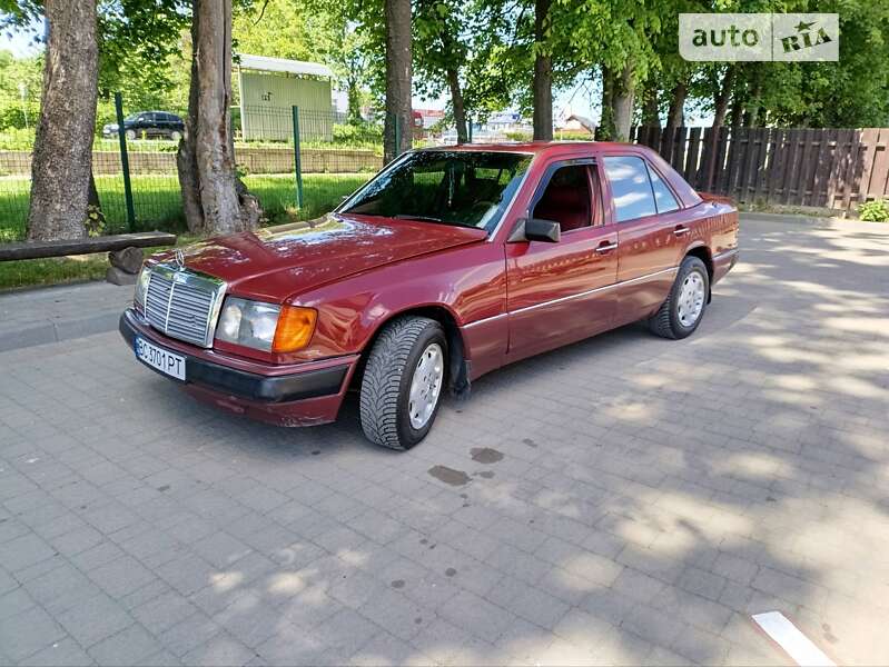 Mercedes-benz E-class (1992)