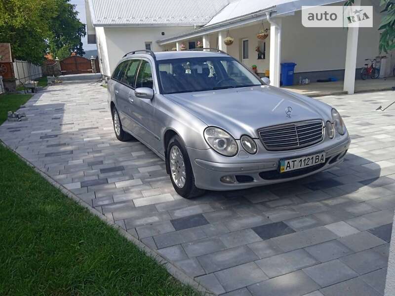 Mercedes-benz E 220 (2004)