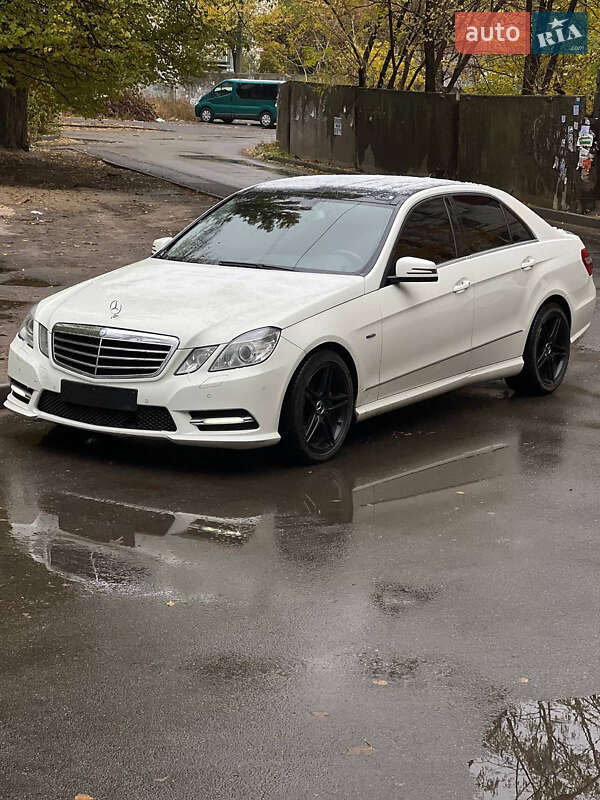 Mercedes-benz E 350 cdi (2012)