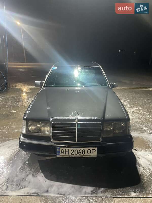 Mercedes-benz E-class (1992)