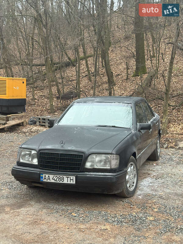 Mercedes-benz 300d (1991)