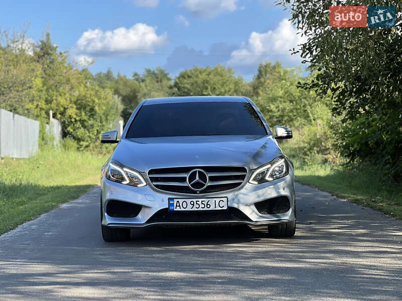 Mercedes-benz E-class (2015)