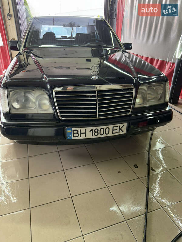 Mercedes-benz E-class (1995)