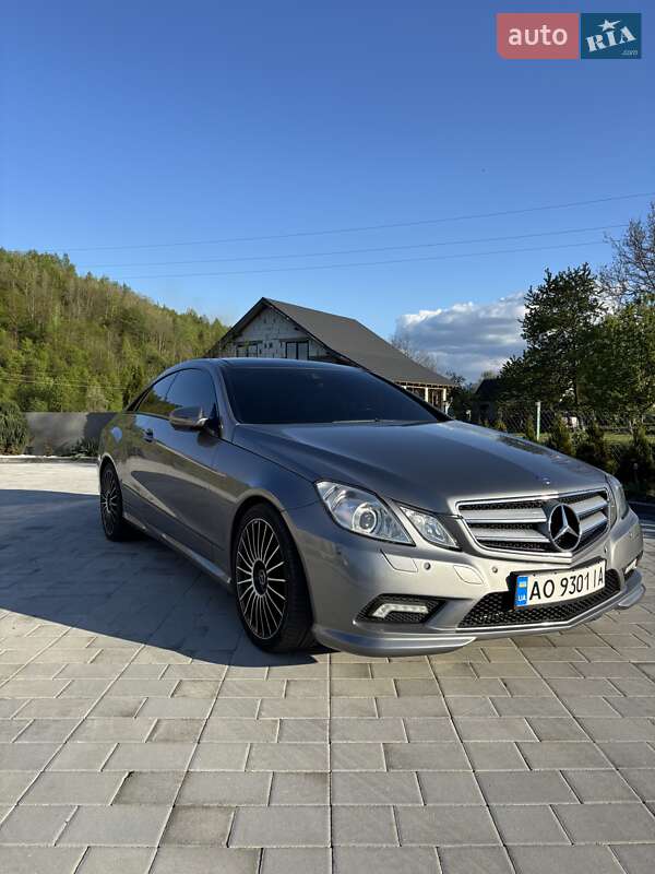 Mercedes-benz E-class (2009)