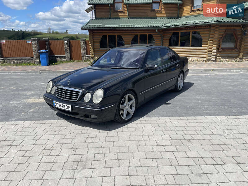 Mercedes-benz E-class (2001)