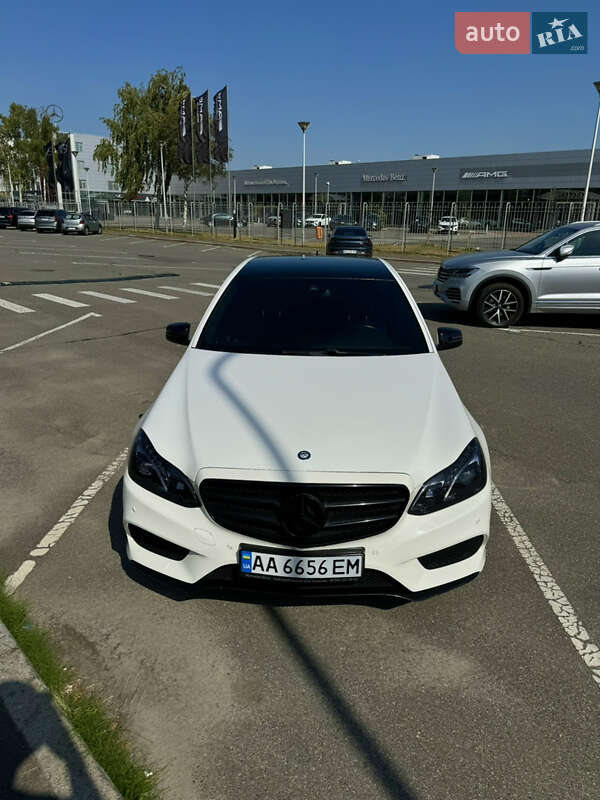 Mercedes-benz E-class (2015)