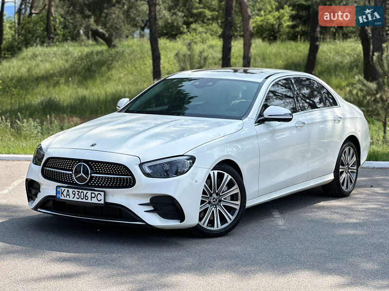 Mercedes-benz E-class (2022)