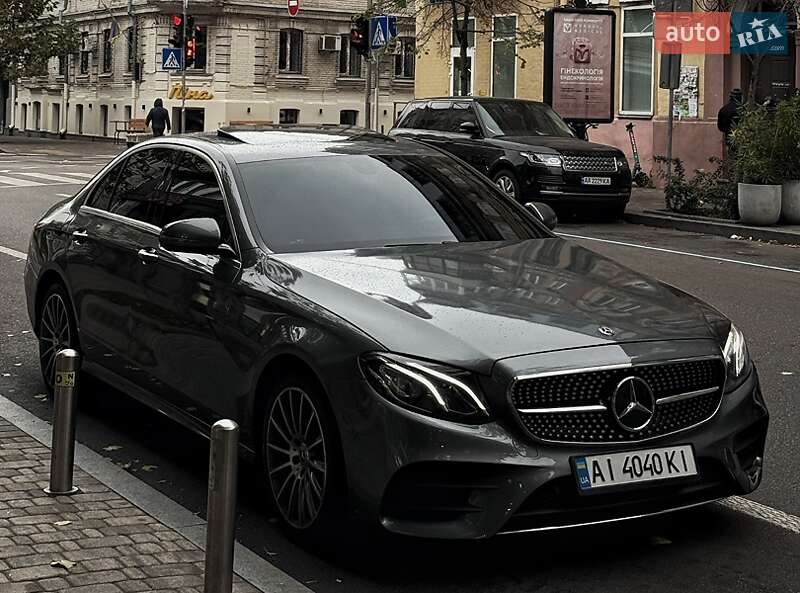 Mercedes-benz E-class (2017)