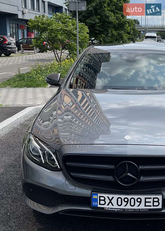 Mercedes-benz E-class (2016)