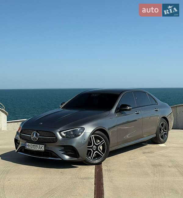 Mercedes-benz E-class (2021)